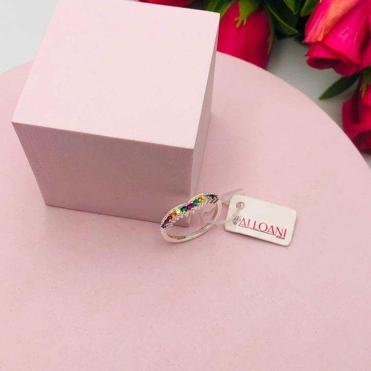 Anel com Zirconias Coloridas