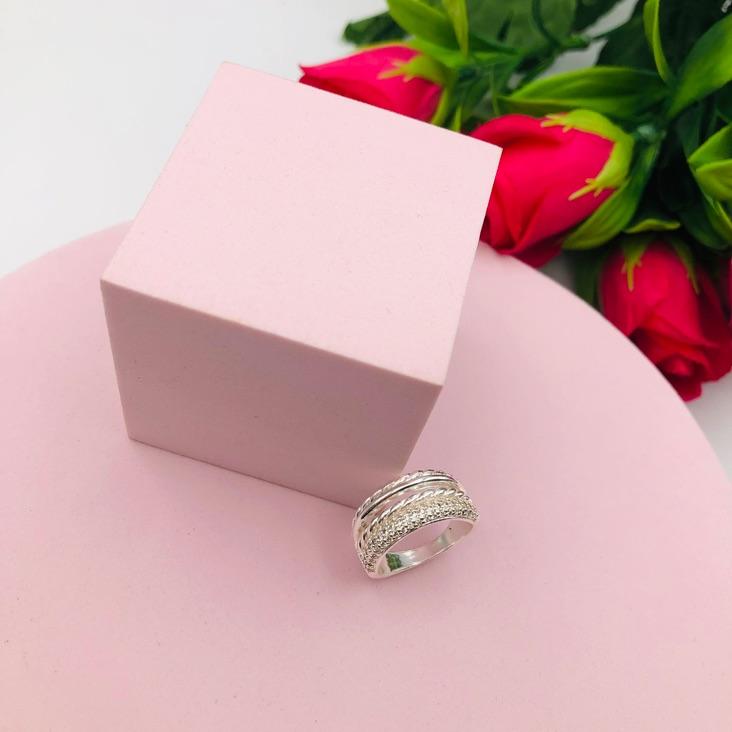 Anel Cravejado Três fitas N 19