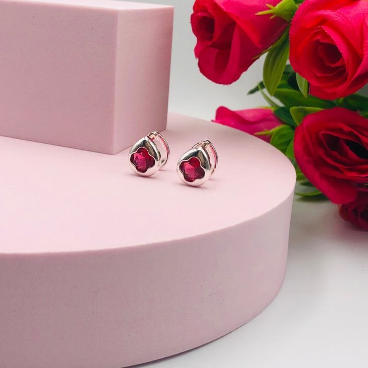 Brinco Argola com Zirconia Pink