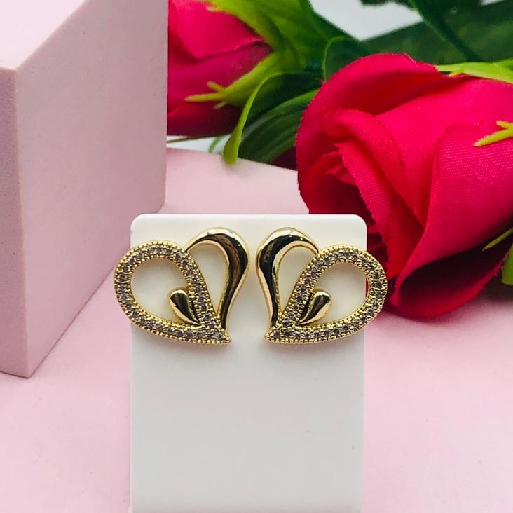 Brinco Coração Cravejado