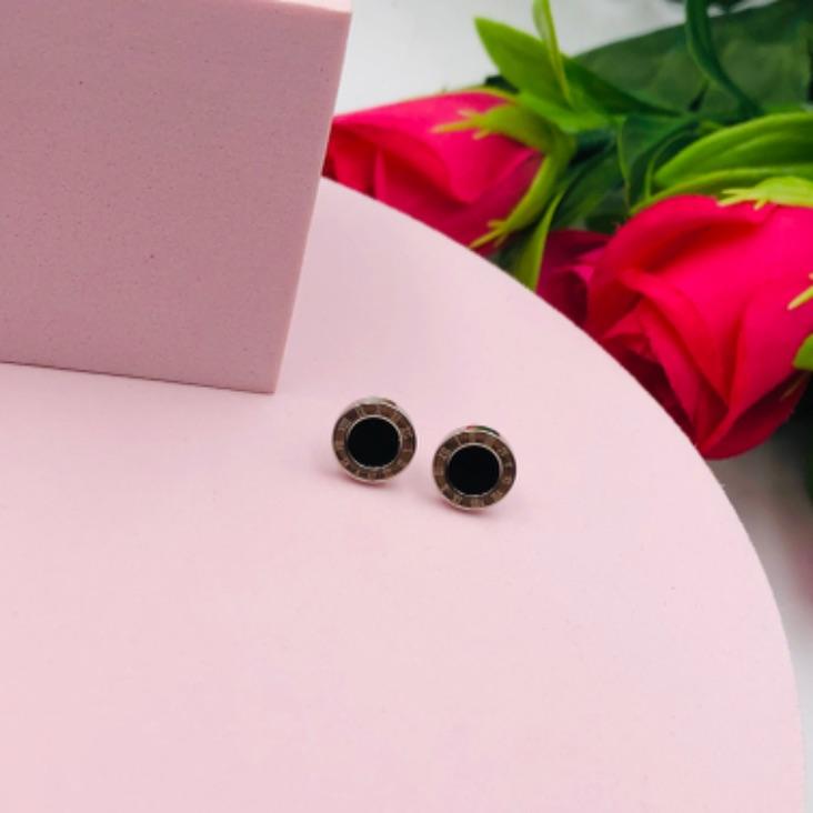 Brinco Esfera Romana