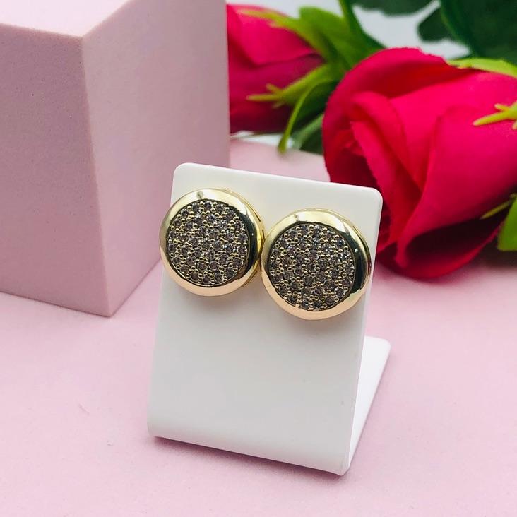 Brinco Redondo Cravejado