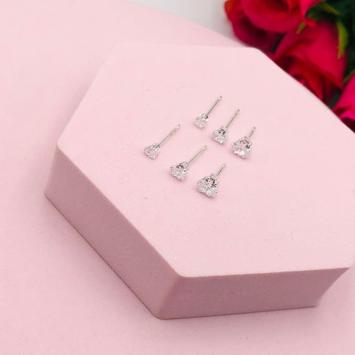 Brinco Trio Coração Zirconia Cristal