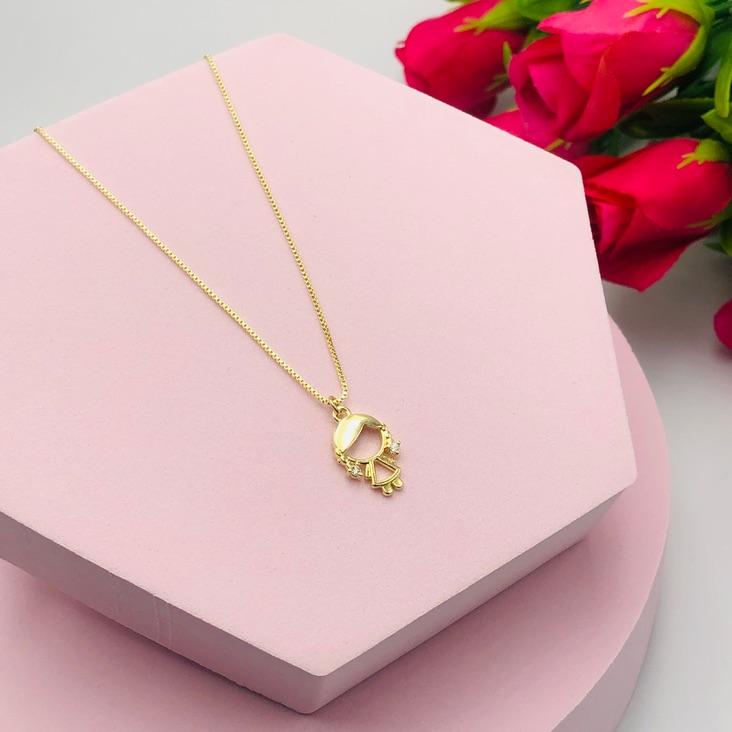 Colar Corrente Veneziana com Pingente Menina com Trancinha