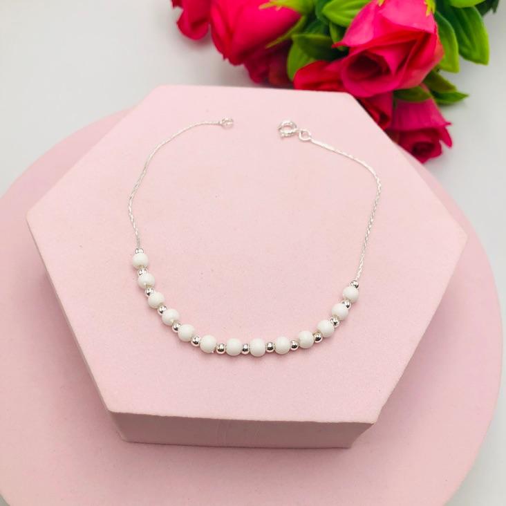 Tornozeleira com Pedras Brancas