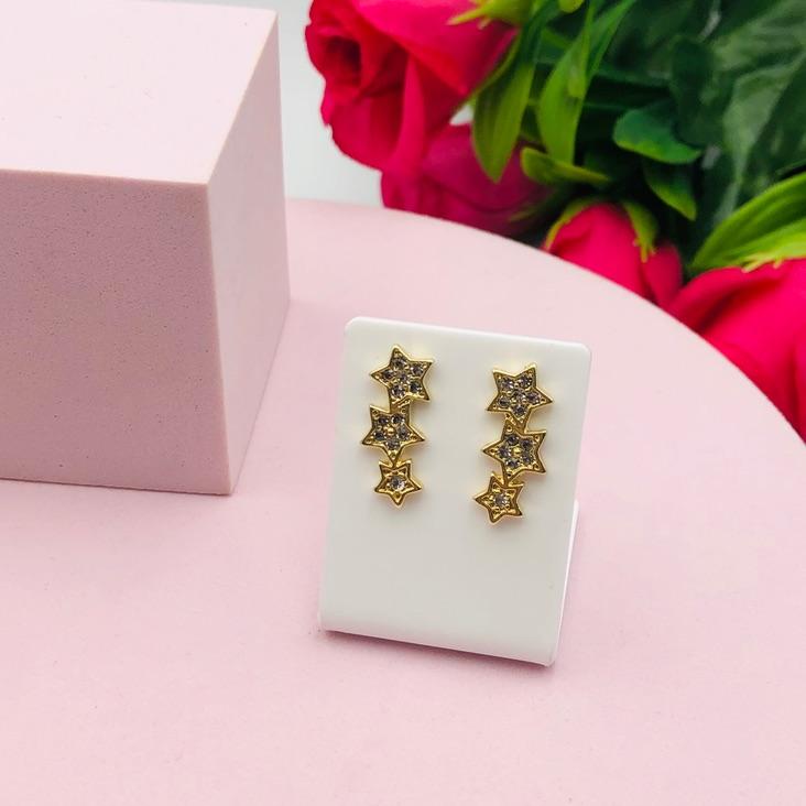 Brinco Ear Cuff Estrelado Cravejado