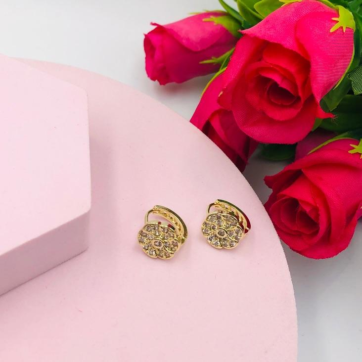 Brinco Argola com Flor Cravejado
